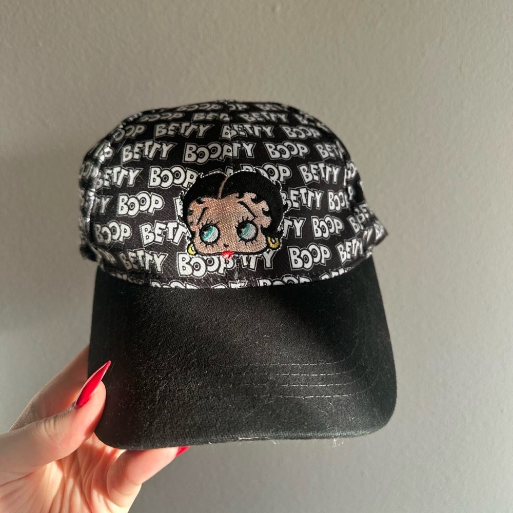 Betty Boop Black and White Cap